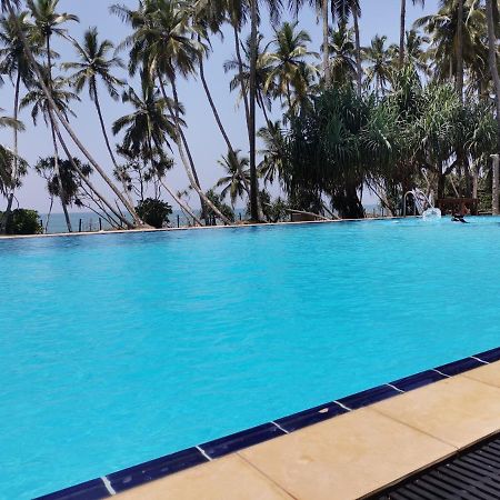 Helios Beach Resort Tangalle Dış mekan fotoğraf