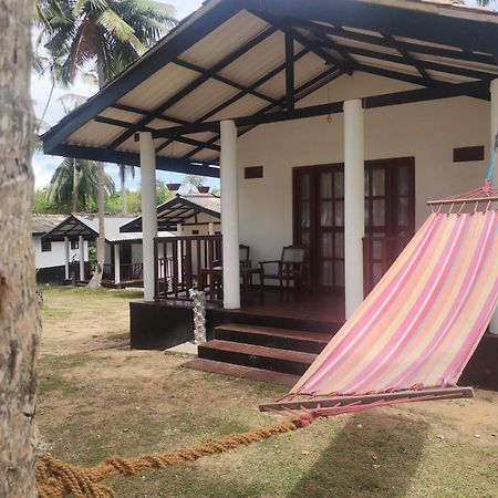 Helios Beach Resort Tangalle Dış mekan fotoğraf