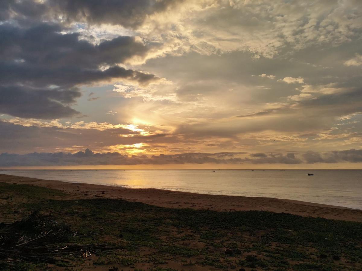 Helios Beach Resort Tangalle Dış mekan fotoğraf