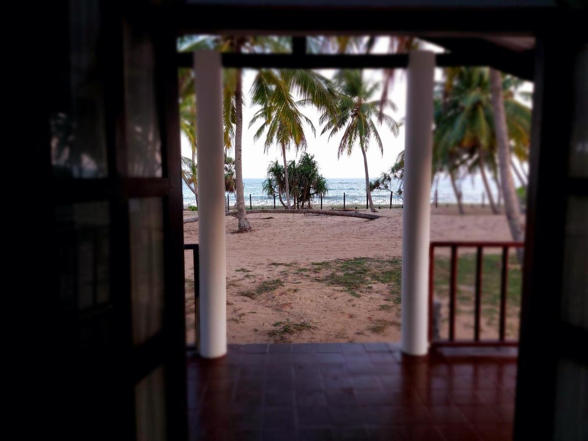 Helios Beach Resort Tangalle Dış mekan fotoğraf