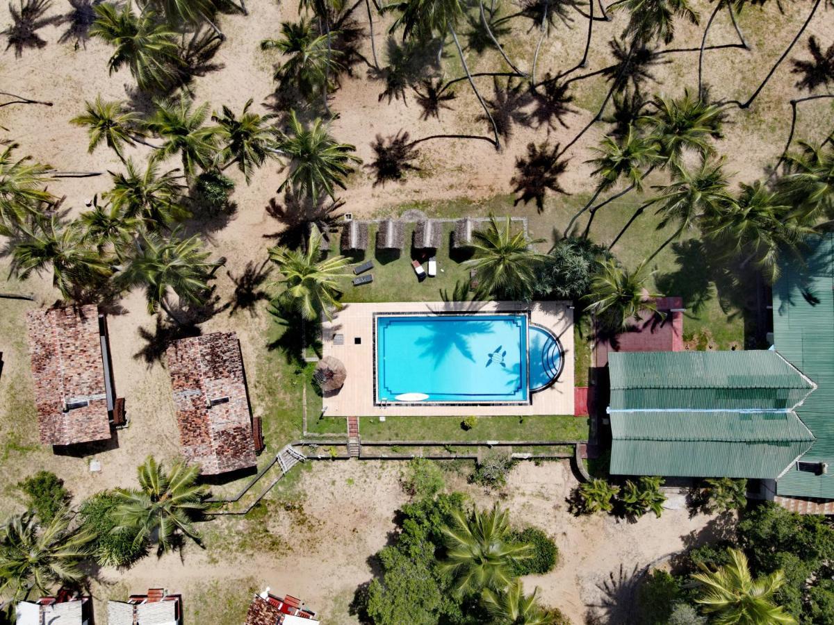 Helios Beach Resort Tangalle Dış mekan fotoğraf