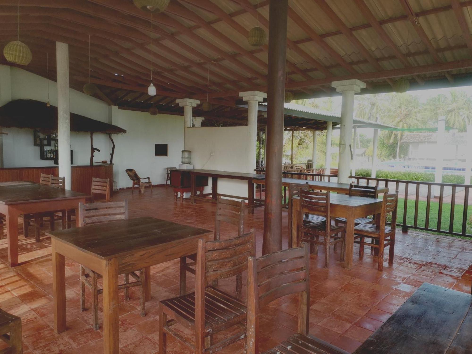 Helios Beach Resort Tangalle Dış mekan fotoğraf